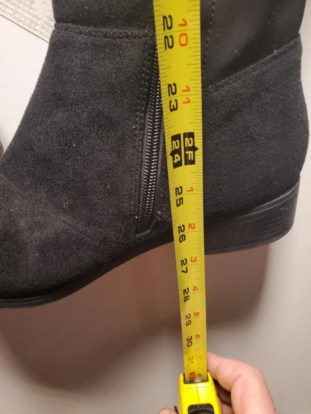 Women's Over-the-Knee Black Boots Size 9 Stretch Back Riding Style